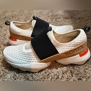 Sorel Cream and Tan Mesh Slip-Ons